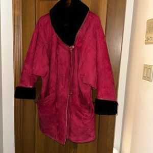 Vintage lamb leather coat. Size L. Very warm. Originally purchased for $1200